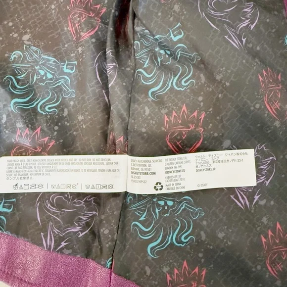 Disney Store NWOT Descendants 2 Mal CosPlay Faux Leather Studded Purple Jacket - Picture 10 of 11